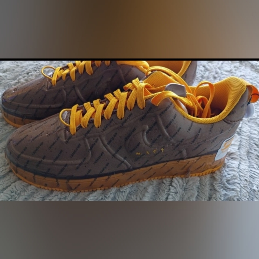 Nike AIRMAXES... UPS EXPERIMENTAL... NEW